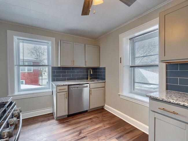 Building Photo - 3200 Green St