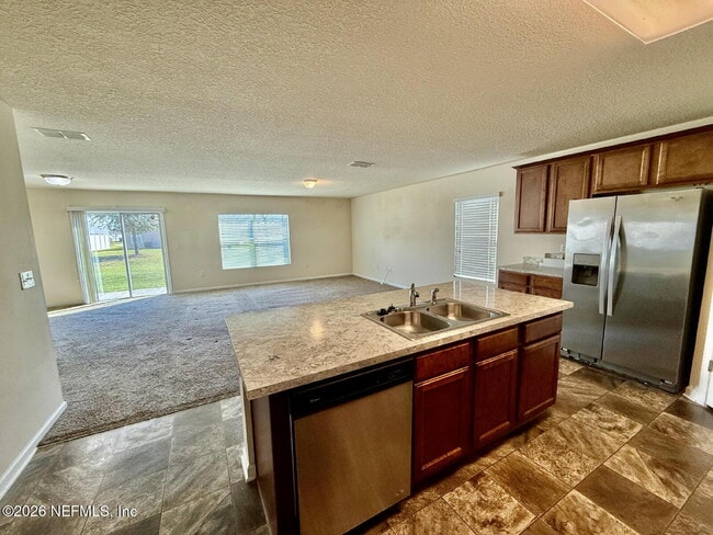 Foto del edificio - 1859 Cherry Crk Wy