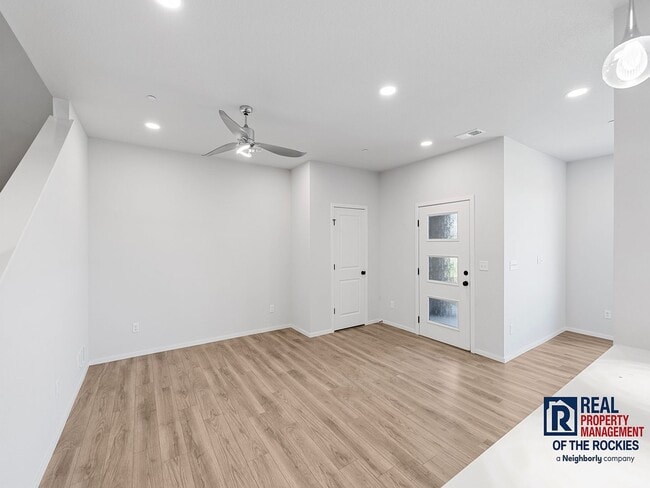 Foto del edificio - Stunning 3 Bed 2.5 Bath Townhome in Timnath, CO!