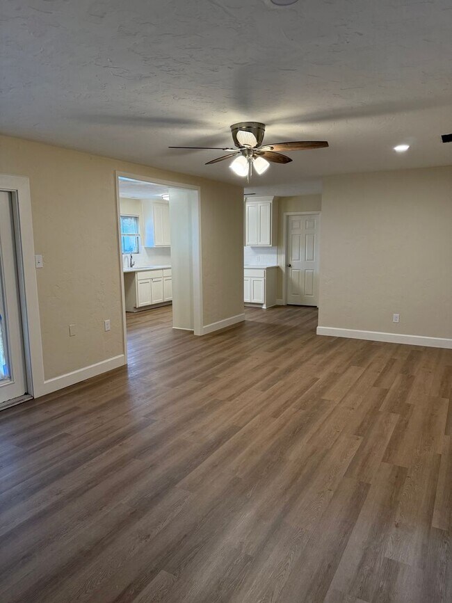 Foto del edificio - 3/2 Fenced yard PET FRIENDLY PTISD