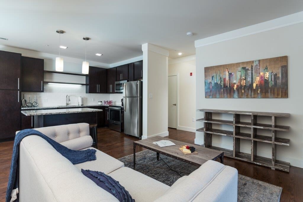 Vanguard Heights Apartments in Creve Coeur, MO