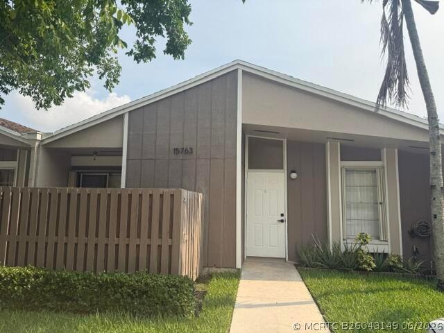 Building Photo - 15763 Woodgate Ct