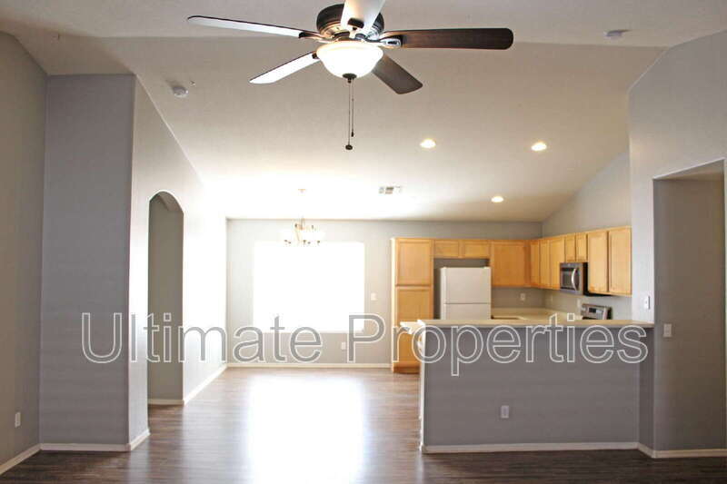 Building Photo - 15920 W Tara Ln