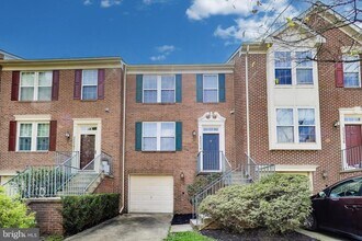 Building Photo - 13504 Hayworth Dr