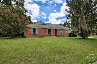 Building Photo - 110 Laurelwood Dr