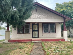 Building Photo - 1302 Jackson St