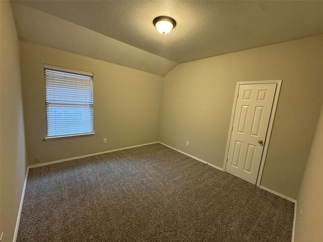 Foto del edificio - 2007 Killeen Dr