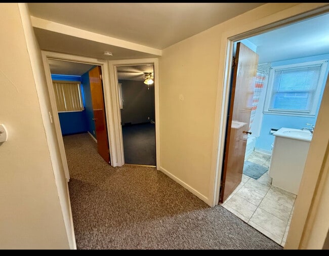 Building Photo - 91 Bloomfield Ave