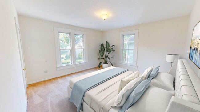Building Photo - SHOWING NOW - For August 2026!  Inquire to...