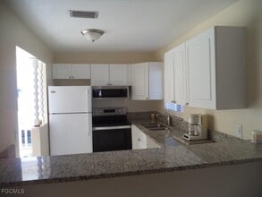 Building Photo - 8071 Country Rd