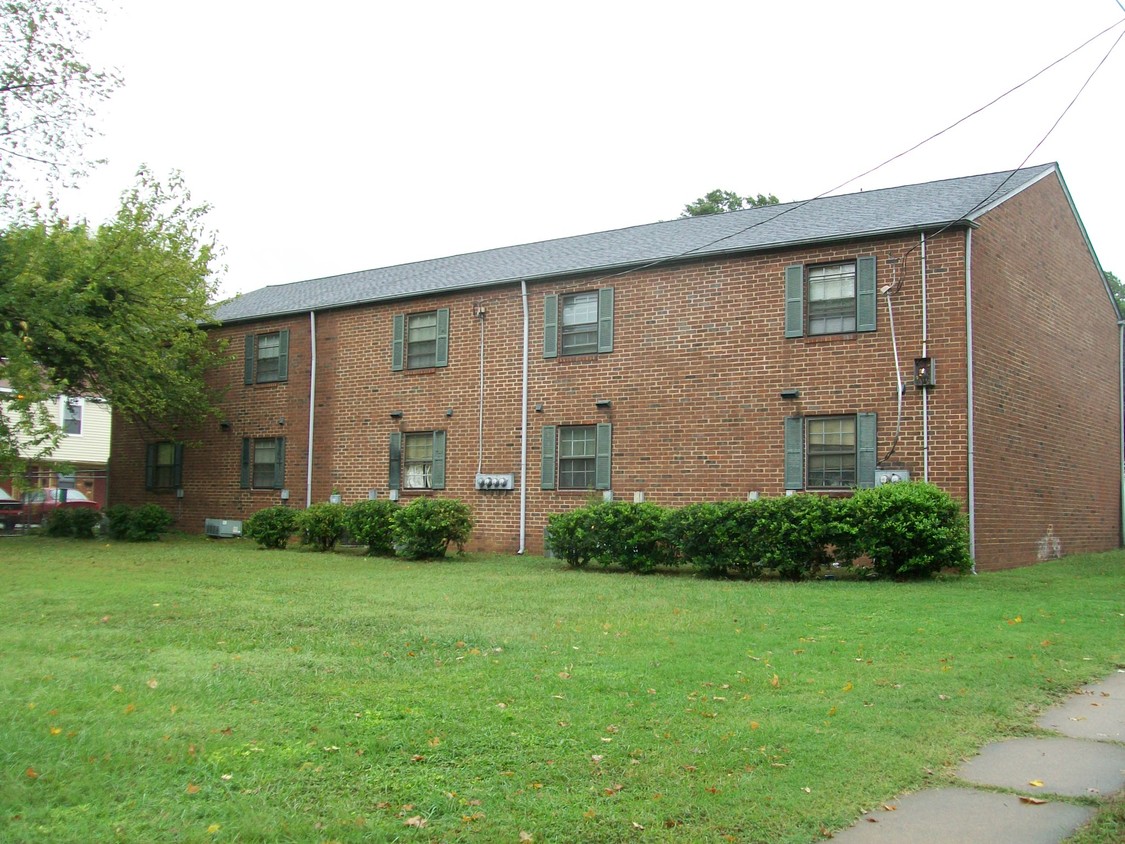 Primary Photo - 3201 Chamberlayne Ave