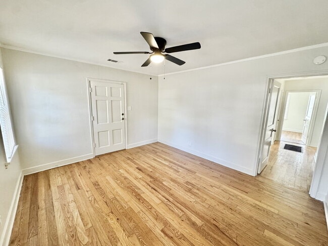 Foto del edificio - 3880 Spottswood Ave