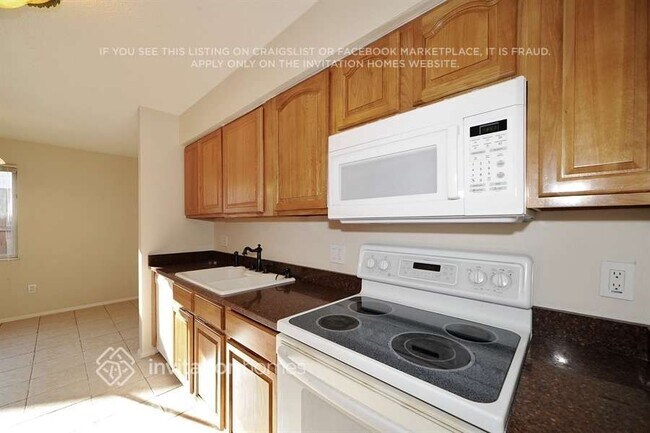 Foto del edificio - 1429 Piney Branch Cir