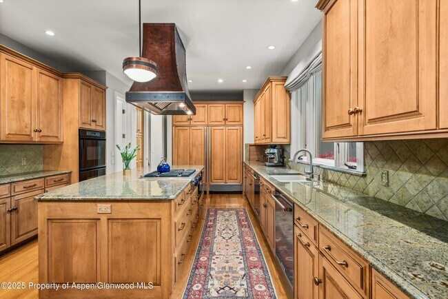 Foto del edificio - 431 W Hopkins Ave