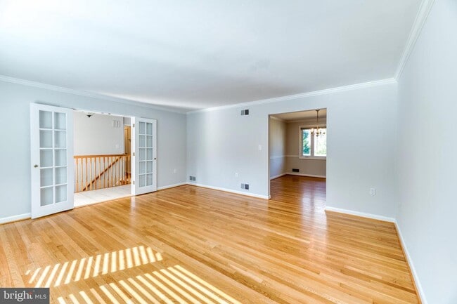Building Photo - 6414 Old Chesterbrook Rd