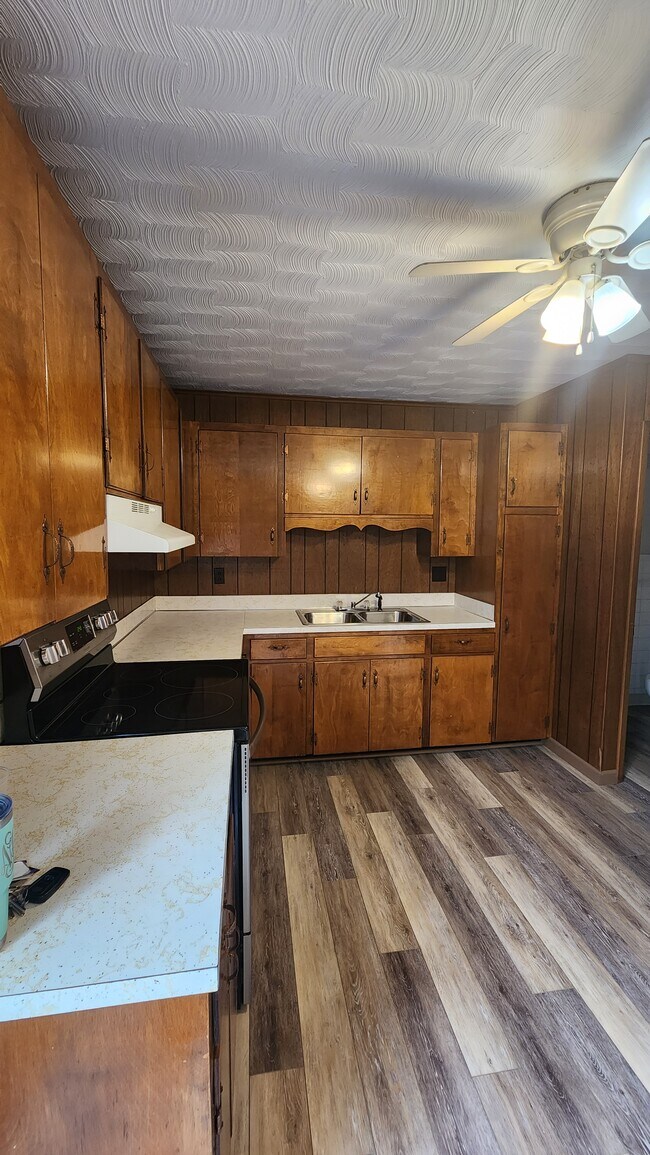 Foto del edificio - Hickory Hills Townhomes