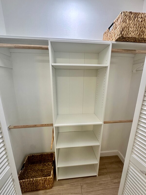 Foto del edificio - 6803 Hillcroft Dr