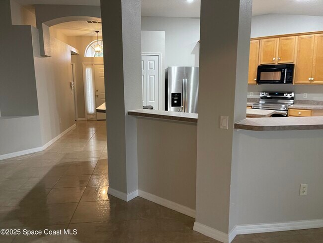Foto del edificio - 1044 Sedgewood Cir