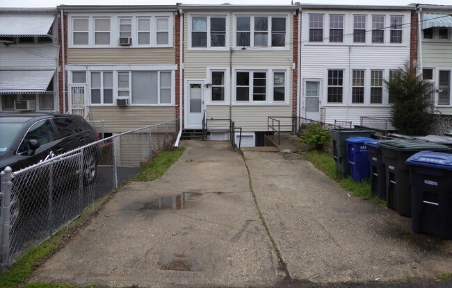 Foto del edificio - 3618 18th St NE