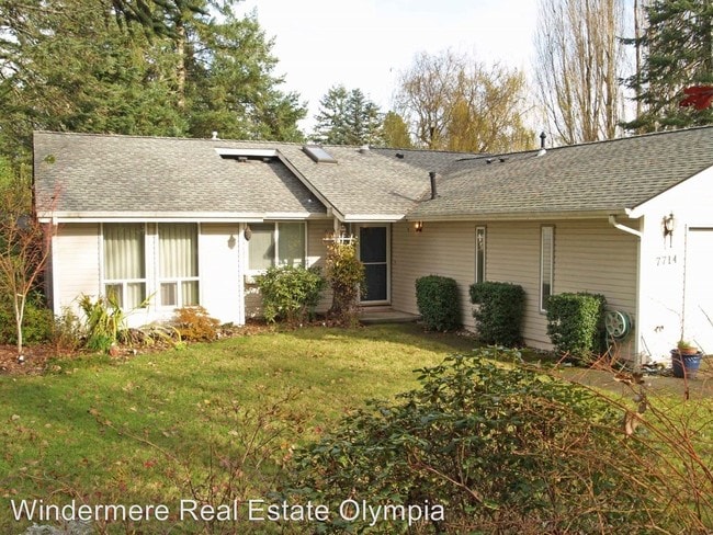 Building Photo - 7714 Trails End Dr SE