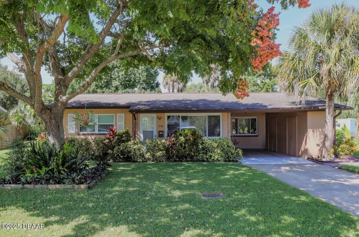 Foto principal - 516 Blake Rd