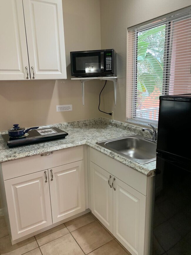 Foto del edificio - 2777 N Poinciana Blvd