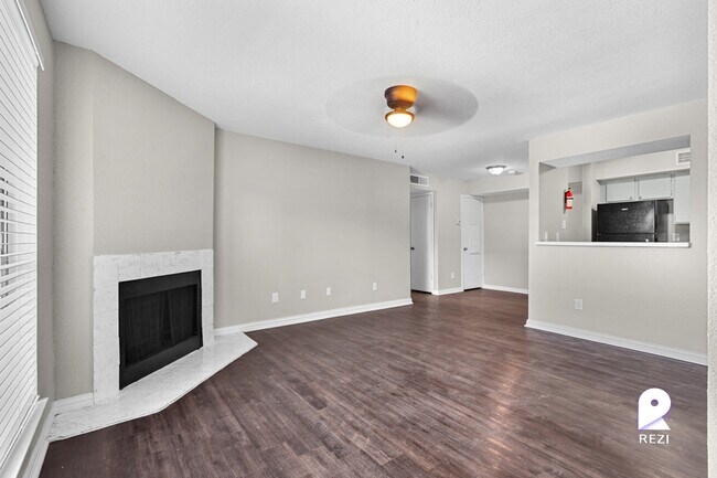 Building Photo - 13100 Stonefield Dr