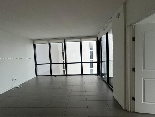 Foto del edificio - 1600 NE 1st Ave