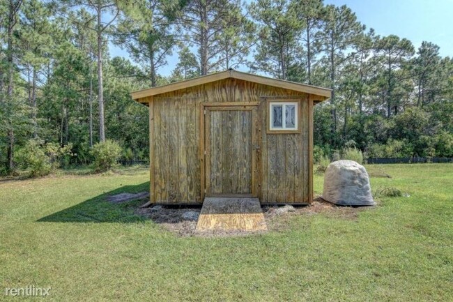 Building Photo - 3 br, 2 bath Mobile Home - 166 E Dunn St