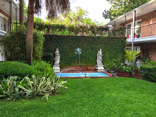 Patio de la mansión Fort King - Fort King Manor