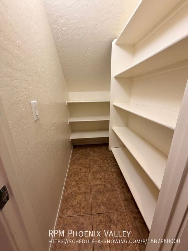 Building Photo - 42424 N Gavilan Peak Pky