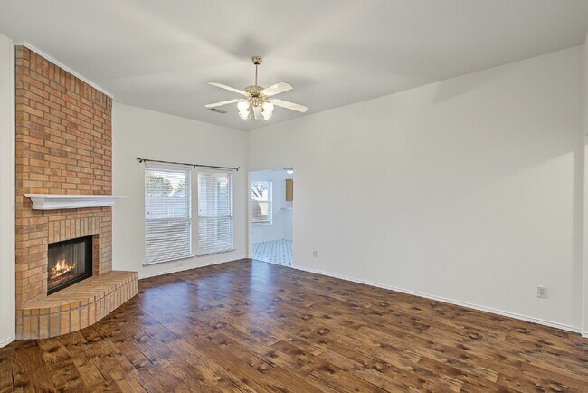Foto del edificio - Single Family 3 Bedroom for Rent