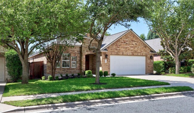 Foto del edificio - 1701 Hidden Springs Path