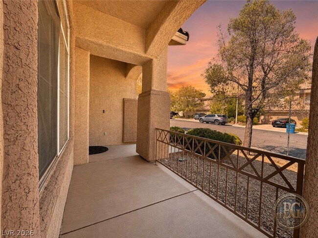 Building Photo - 2012 Cedarcrest Ct