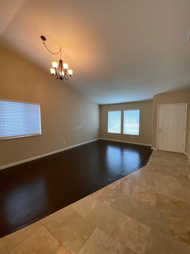 Building Photo - 1509 Lathwell Way