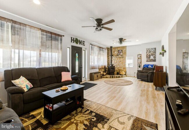 Foto del edificio - 1013 Delsea Dr