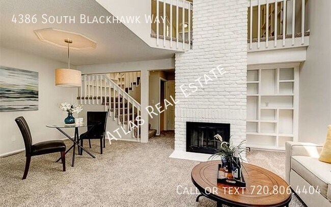 Building Photo - Renovated 3 bed, 2.5 bath near Cherry Cree...