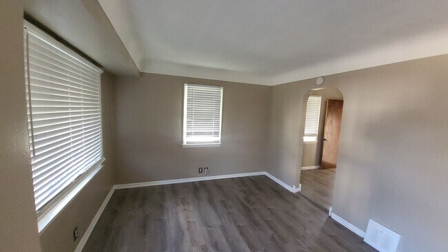 Foto del edificio - Clean & Affordable 2BR Home in Flint – $800 Rent