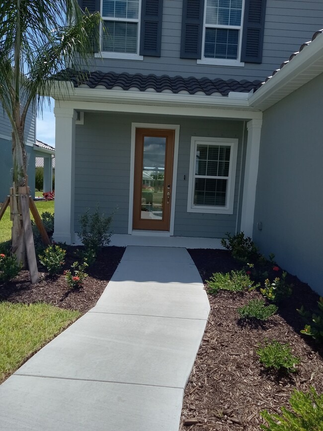 Building Photo - 9912 Crystal Isles Cir