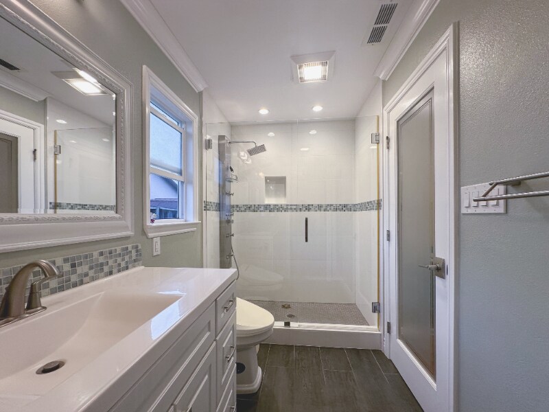 Foto del edificio - 10320 Farallone Dr