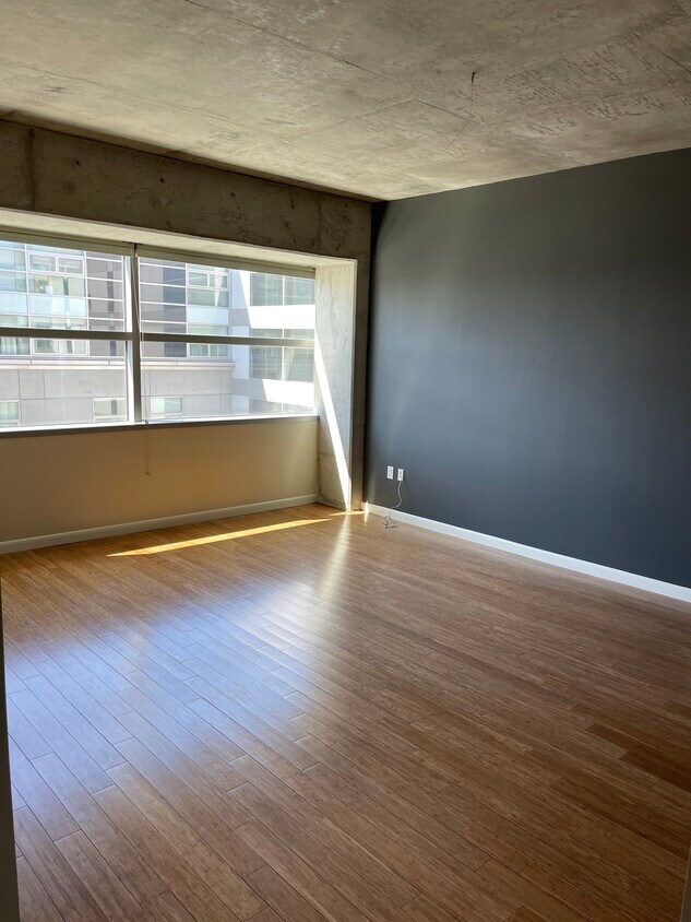 428 Alice St Unit 705, Oakland, CA 94607 Condo for Rent in Oakland