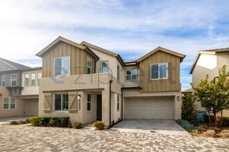 Building Photo - 12622 Stella Ln