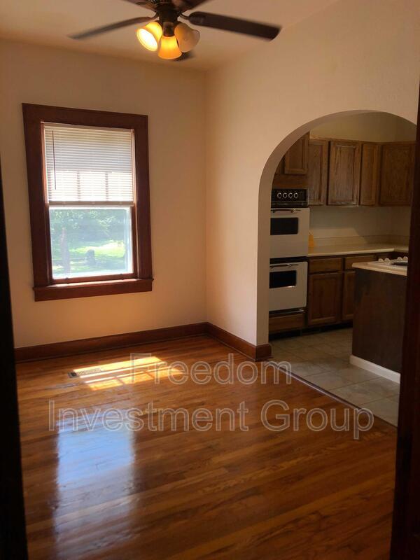 131 Stanley Ave, Maryville, TN 37803 Condo for Rent in Maryville, TN