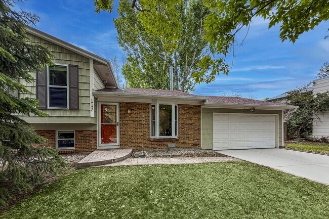 Building Photo - Beautifully Updated Lafayette Home with Di...