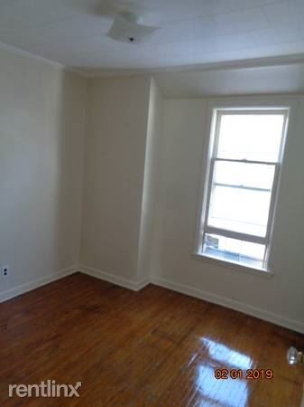 Building Photo - 2 br, 1 bath  - 153 Michigan St