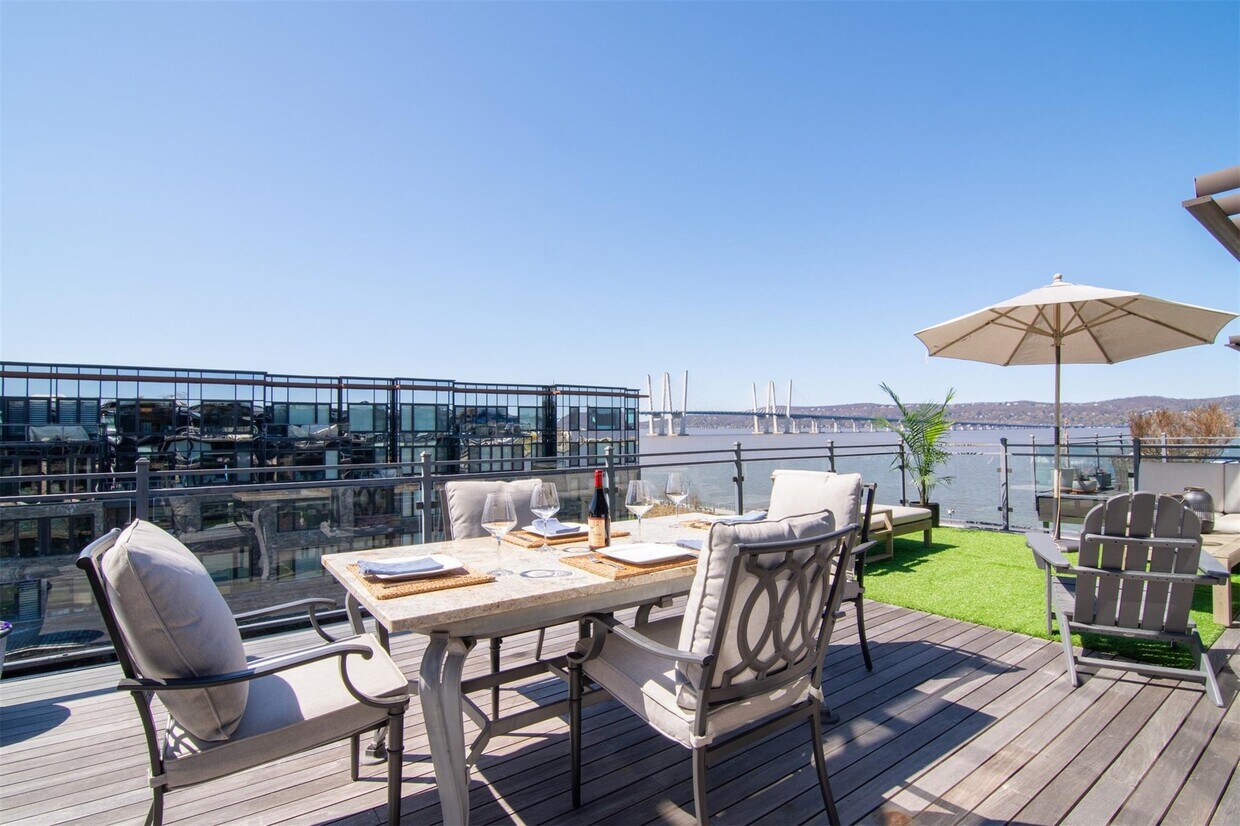 Foto principal - 18 Rivers Edge Dr