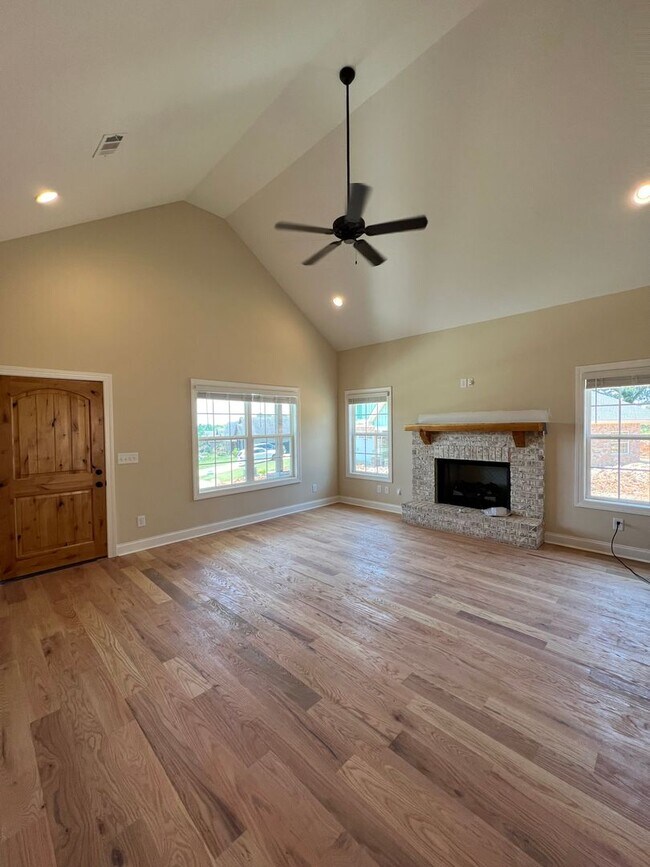 Building Photo - Brand New Construction Farmhouse Home