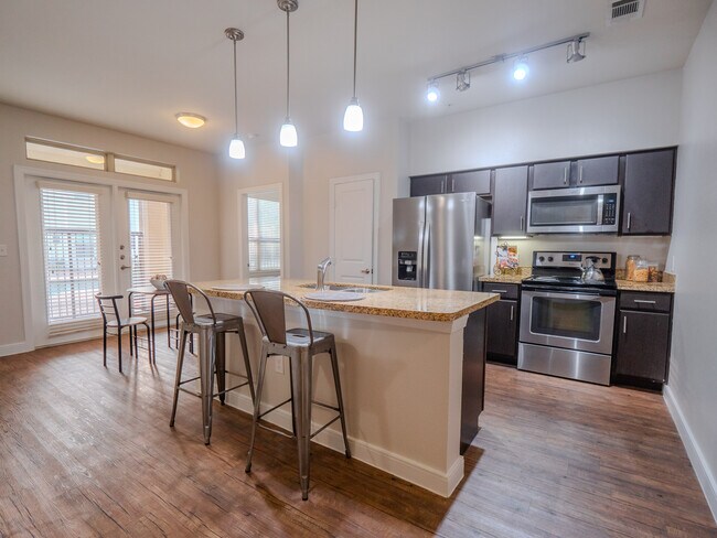 Foto del edificio - The District at SoCo