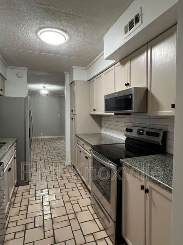 Foto del edificio - 456 Berlin Dr