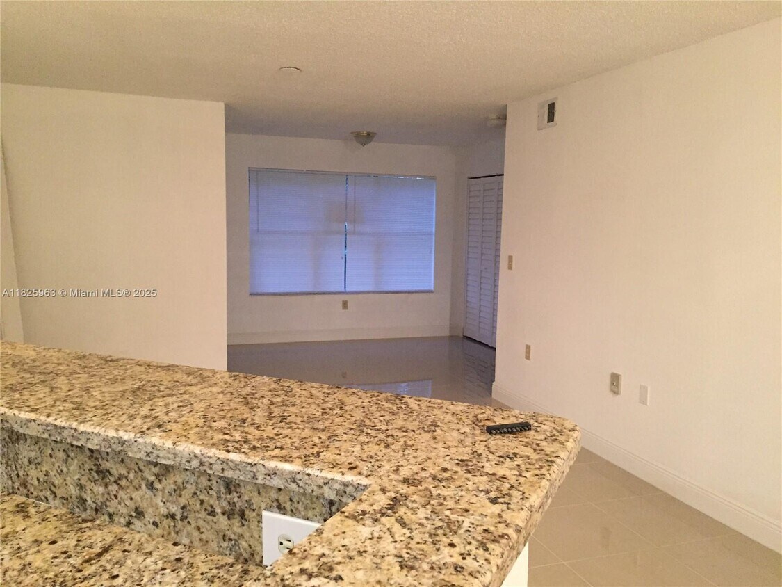Foto del edificio - 13090 Vista Isles Dr